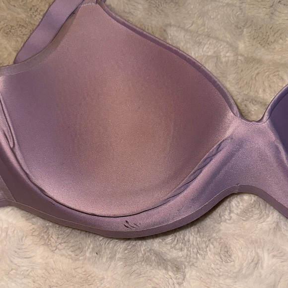 Victoria's Secret Lavender Underwire Bra 34D - Picture 4 of 6
